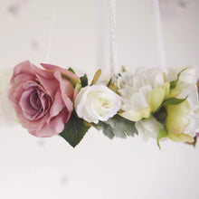 Load image into Gallery viewer, PRETTY PETALS FLOWER MOBILE (1)