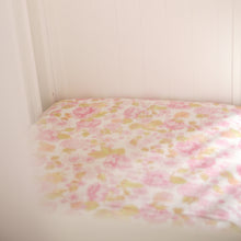 Load image into Gallery viewer, Lulabeige | Vintage Floral Cot Sheet-Be.YOU.bébé
