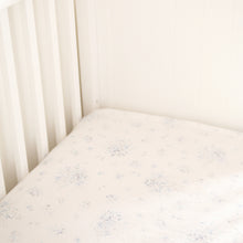 Load image into Gallery viewer, Lulabeige | Vintage Floral Cot Sheet-Be.YOU.bébé